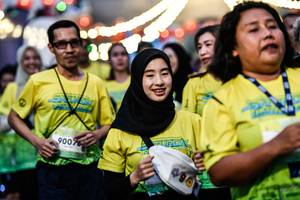 BIB: 90070
                            <button type="button" onclick="openModal(21897909)" class="btn btn-primary btn-sm float-right btn-popup" data-toggle="modal" data-target=".modal-high-quality">
                        <i class="fas fa-shopping-cart"></i> Add to Cart
                    </button>
                                            <button type="button" onclick="isThisMe(21897909, true)" class="btn btn-success btn-sm float-right btn-popup btn-isme hidden" data-toggle="tooltip" data-placement="bottom" title="นี่คือรูปของคุณใช่ไหม คลิกที่นี่เพื่อเอาเข้าอัลบั้ม">
                        <i class="fas fa-plus"></i> Add to album
                    </button>
                    <button type="button" onclick="isThisMe(21897909, false)" class="btn btn-warning btn-sm float-right btn-popup btn-isnotme hidden">
                        <i class="fas fa-ban"></i> Remove from album
                    </button>